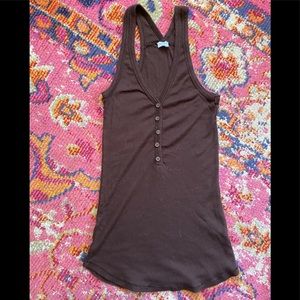 Ribbed Splendid tank